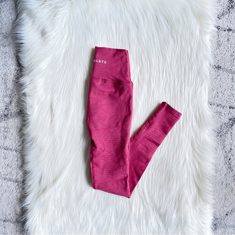 Alphalete og revival leggings